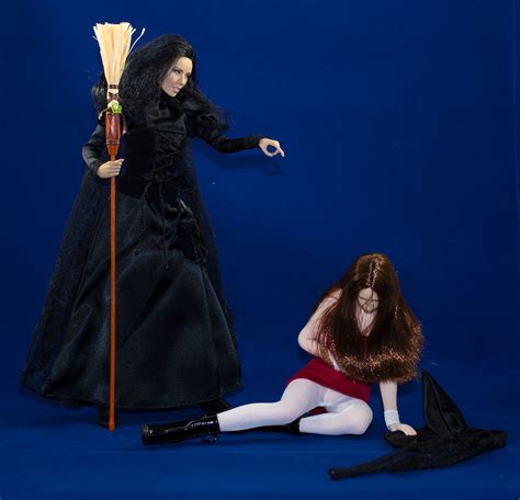 Posed Th Scale Hot Toys Sideshow More Tfw The Boards