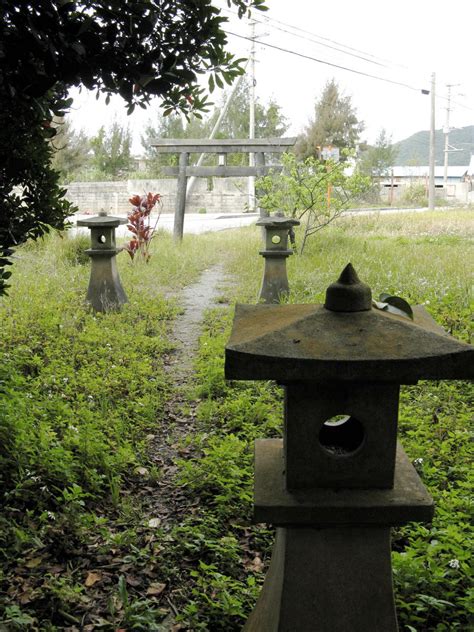 Tiny Torii By Tanuki Aisoku On Deviantart