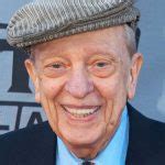 Don Knotts Bio, Height, Wife, Death, Net Worth