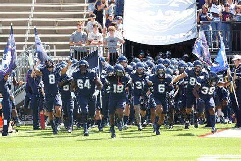 Uconn Huskies Football