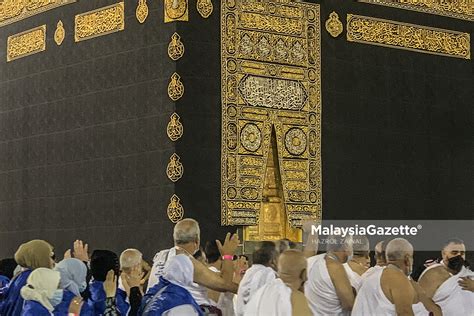 Arab Saudi Buka Permohonan Visa Umrah Mulai Hari Ini