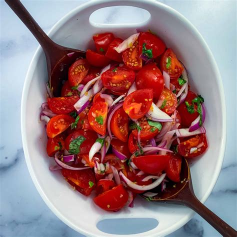 The Easiest Italian Tomato Salad 🍅 🌿 Feeling Foodish