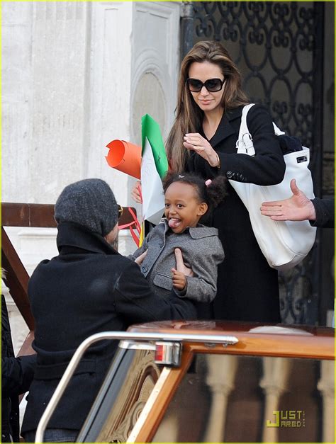 Angelina Jolie Shiloh And Zahara Girls Day Out Photo 2428757 Angelina Jolie Brad Pitt