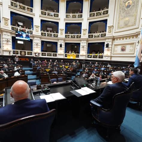 Diputados bonaerenses aprueban la creación de una empresa estatal de