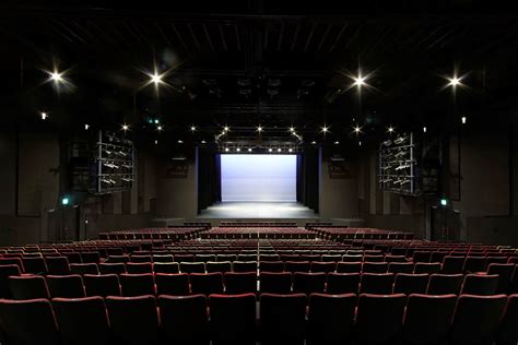 明石家さんまが命名した新劇場「imm Theater」オープン の画像・写真 ぴあエンタメ情報