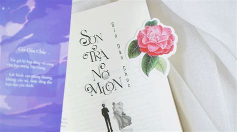 Sơn Trà Nở Muộn Tặng Kèm 1 Bookmark Hoa Sơn Trà 1 Bookmark Chiếc Bật