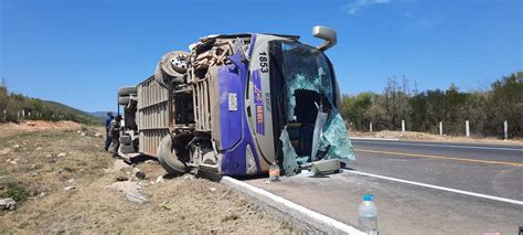 Mortal Volcadura En La S Percarretera A Rioverde