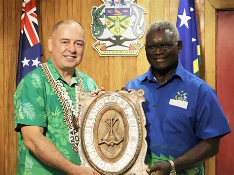 PM SOGAVARE RECEIVED COURTESY CALL FROM COOK ISLANDS PM Solomon Star News