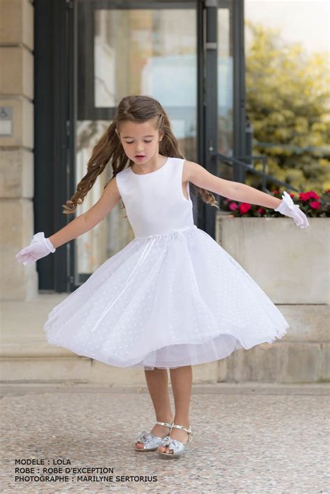 Robe Fille Cérémonie En Tulle Plumetis Blanc Un Grand Marché