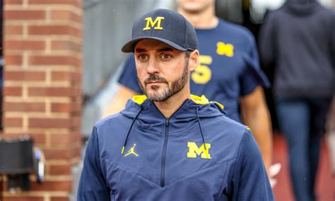 Jesse Minter explains how Michigan football deals with tempo