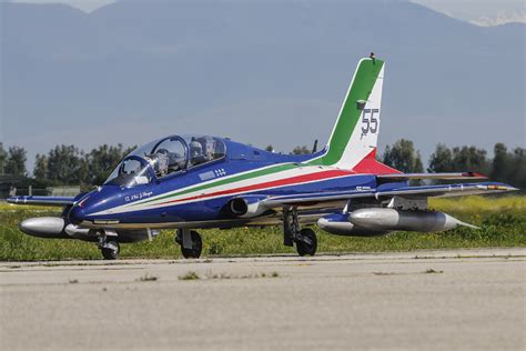 The Aviationist Frecce Tricolori Mb339pan Sports Brand New Livery To