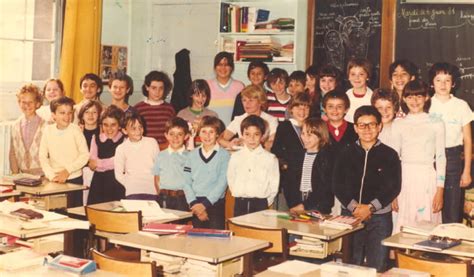 Photo De Classe Classe De Cm2 De 1981 Ecole Jean Rostand Copains Davant