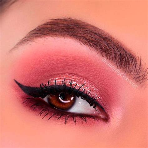 Rose Gold Makeup Looks Rose Makeup Pink Makeup Beauty Makeup Art Of Beauty Makeup Designs