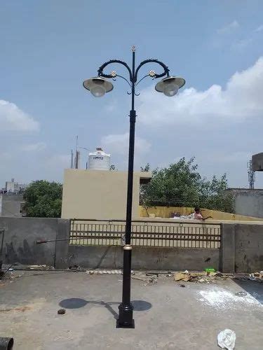 Feet Aluminium Dual Arm Street Light Pole At Rs Unit In