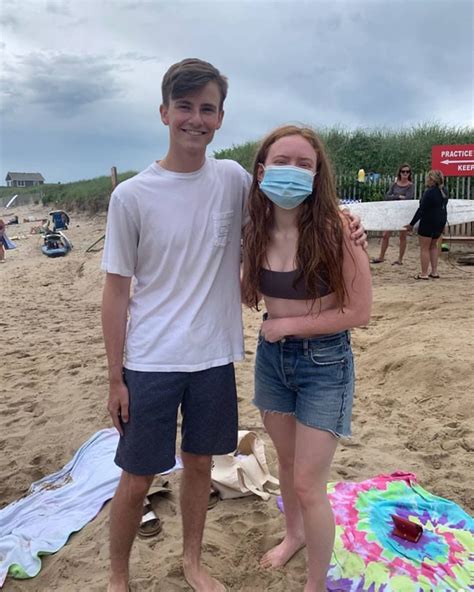 Sadie Sink's feet