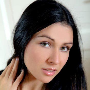 Rita Elizabeth Rides Her Shaved Pussy On Big Dildo Photos