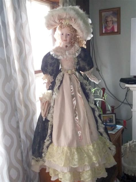 A Cathy Bach memorabilia collection sold for a surprising amount 17