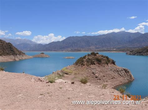 Lago Embalse Dique Potrerillos Mendoza