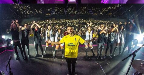 Colombianos en España Maluma conquista al público en su primera gira