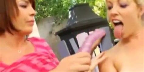Public Teen Lesbians Anal Playing Video 5 Tnaflix