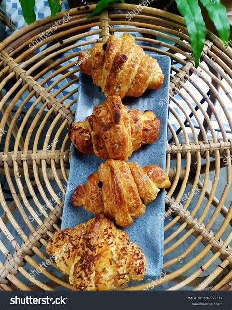 Material 75 Grams Sugar 75 Grams Stock Photo 2269972517 | Shutterstock