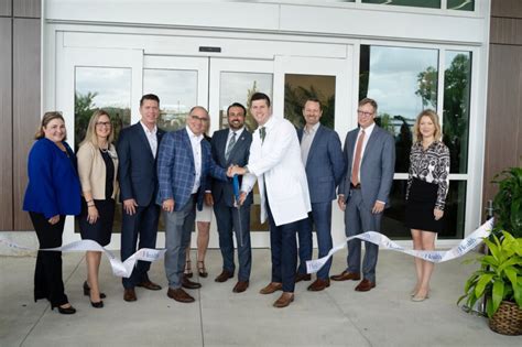 UF Health Celebrates New Ocala Neighborhood Hospital With Ribbon