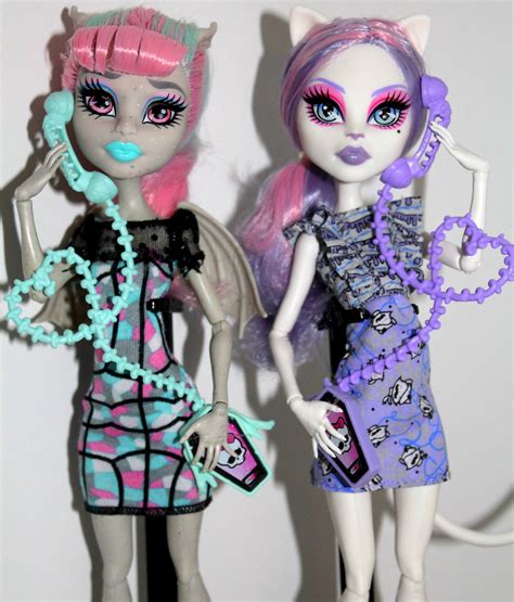 Monster High Rochelle Goyle Catrine DeMew Ghoul Chat Flickr