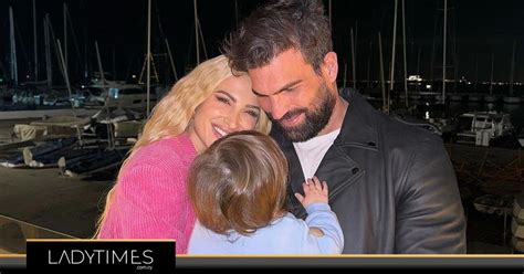 Ο Δημήτρης Αλεξάνδρου για το revenge porn της Ιωάννας Τούνη Η μητέρα της έφυγε με αυτή τη