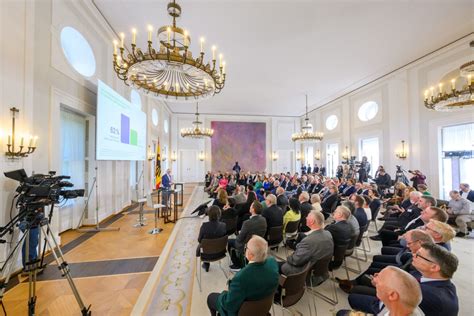 Oberwürzbacher Ortsvorsteherin Lydia Schaar zu Gast beim