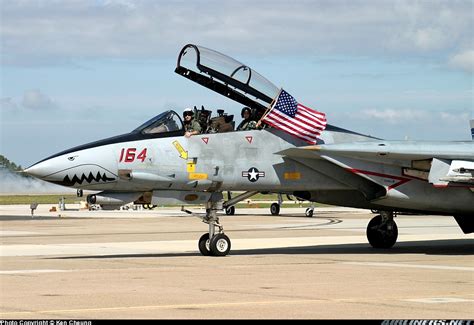 Grumman F 14 Tomcat Fighter Jets Navy Aircraft Carrier Us Navy Aircraft ...