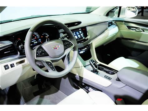 2016 Cadillac XTS: 39 Interior Photos | U.S. News