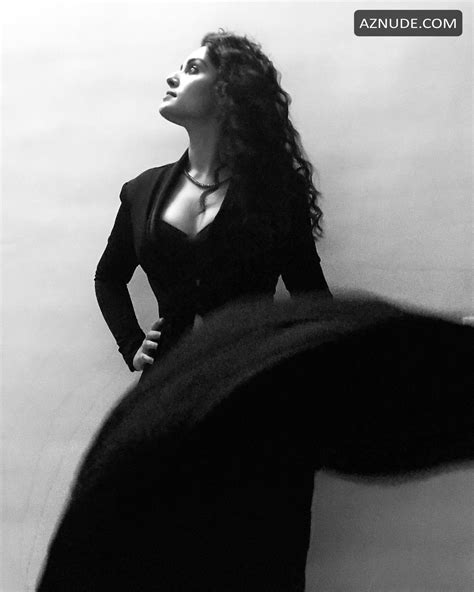 Pallavi Patil Hot Pics Collection Aznude