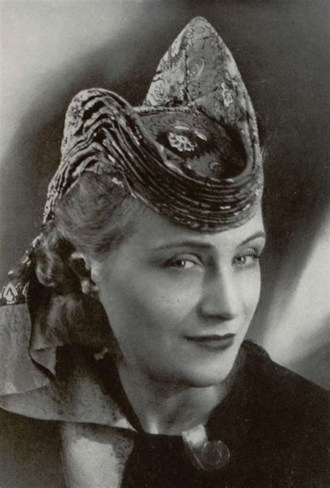 1940s Hat By Caroline REBOUX Paris Officiel De La Mode 1941 234