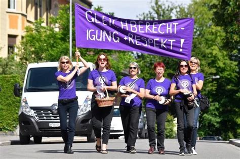 Women Strike In Switzerland For Fairer Pay More Equality Cbc News