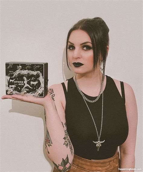 Emma Blackery Emmablackery Nude OnlyFans Leaks Fappening FappeningBook