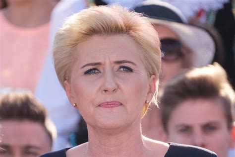 Agata Duda znów zaliczyła modową wpadkę Ekspert Aż tak źle dawno nie