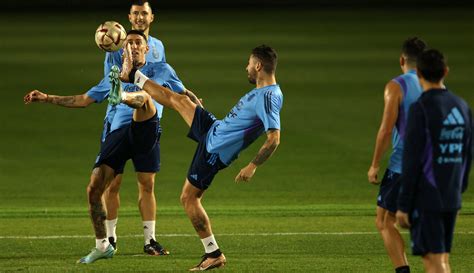 Lionel Messi Absen Latihan Jelang Duel Argentina Vs Prancis Di Final