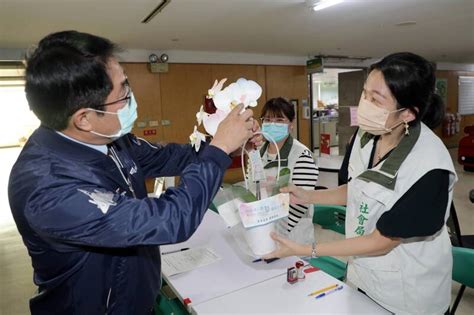 白色情人節 黃偉哲送女性志工「蘭得有心人」祝福 生活 自由時報電子報