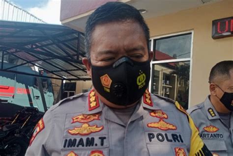 Terapkan PPKM Level 4 Polda NTB Gelar Patroli Skala Besar S