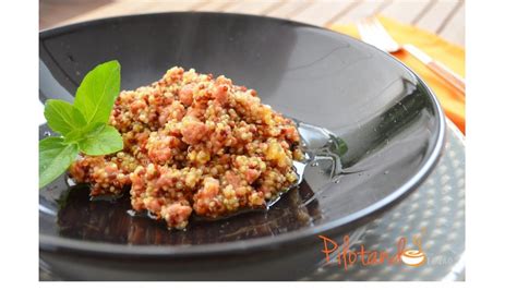 Quinoa linguiça Pilotando um Fogão