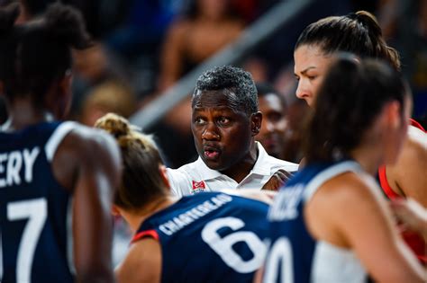 Basket Les Bleues Font Le Plein De Confiance Avant De Senvoler Pour L