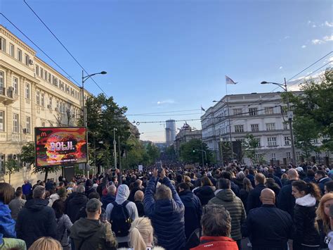 "Srbija protiv nasilja": Počela blokada Gazele, veliki broj građana u ...