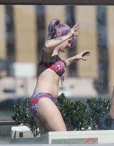 Kelly Osbourne Red Bikini Sydney Th April X Hq Phun Org Forum
