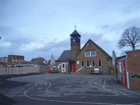 The Edward Betham Primary School © David Howard Cc By Sa20