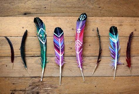 An Amazing Hobby Of Painted Feathers Examples Bored Art