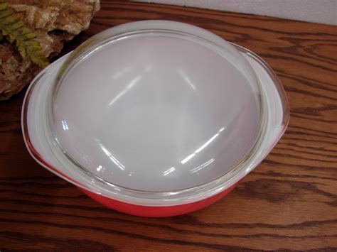 Vintage Pyrex Flamingo Pink Quart Casserole W Matching Lid