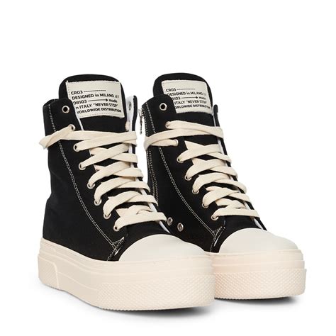 Calipso Black Canvas – CRISTIANZEROTRE