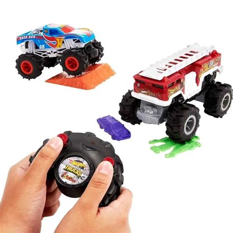 Набір машин Hot Wheels Monster Trucks Blast Station Playset оригінал 2 150 грн Інші ігрові