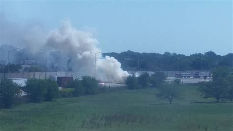 Lanes Re Open After Truck Fire On I 294 Near Northbrook Abc7 Chicago