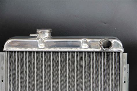 Kks Polished Row Aluminum Radiator For Ford Falcon Mustang